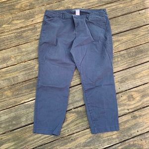 Old Navy Pixie Chinos